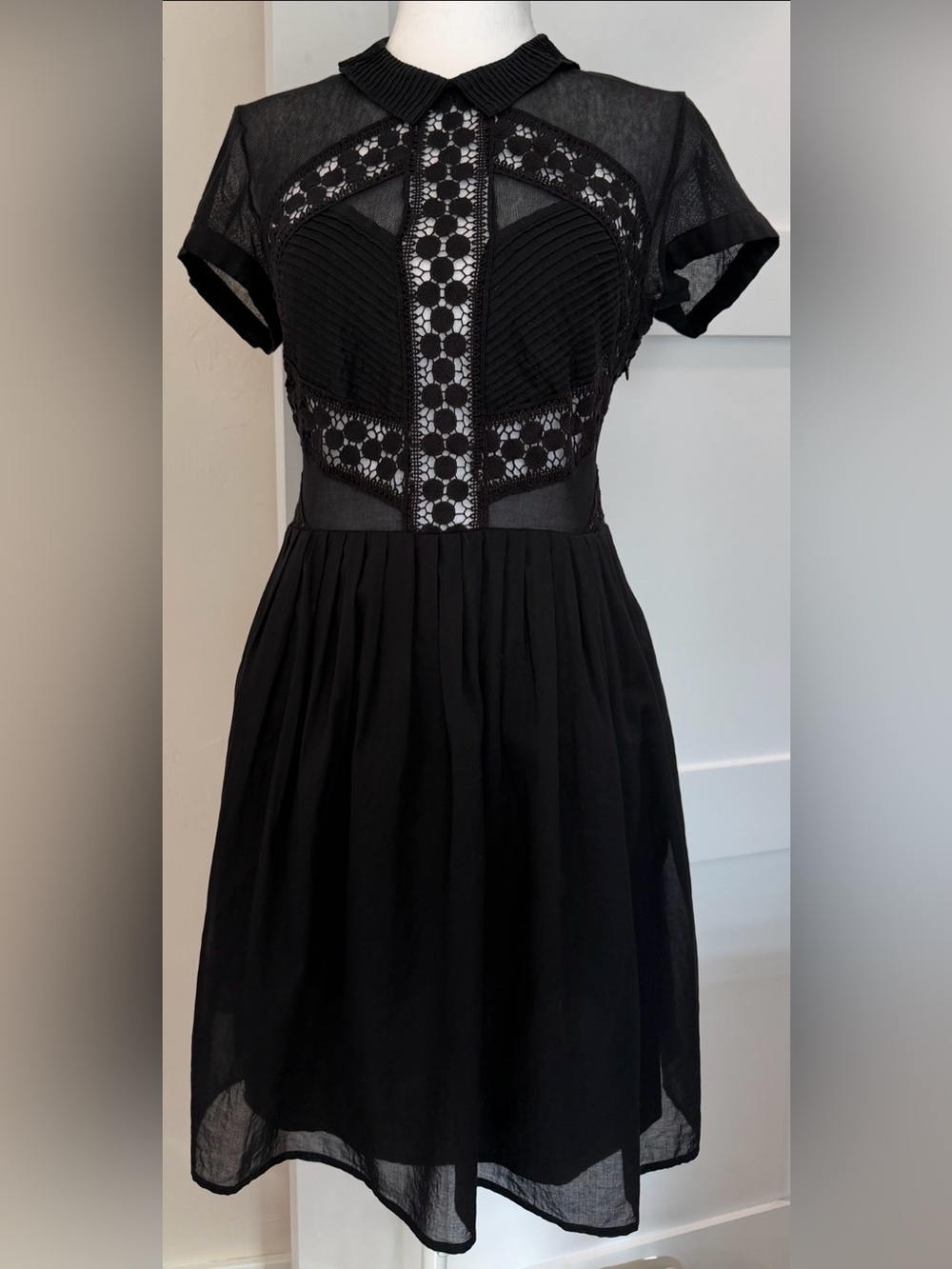 Free People Black Lace Cap Sleeve Whimsigoth Mini Dress Size 12 - Picture 2 of 14